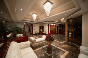  Maxim Plaza Hotel  Жуис-Ди-Фора